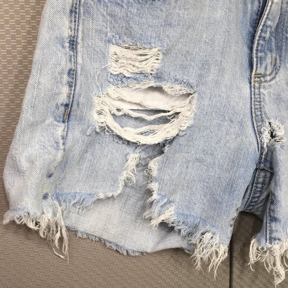 Garage Denim MOM Festival Short Mid Rise Light Wash Distressed Size 01 - Picture 5 of 13